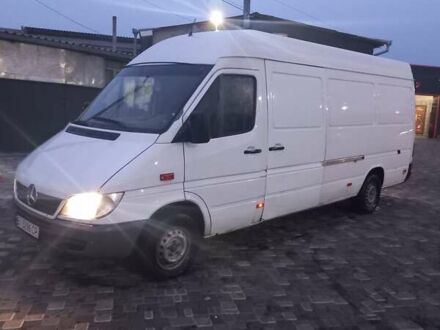 Мерседес Sprinter 2005 в Николаеве на Automoto.ua Белый Мерседес Sprinter, объемом двигателя 2.15 л и пробегом 412 тыс. км за 9500 $, фото 1 на Automoto.ua