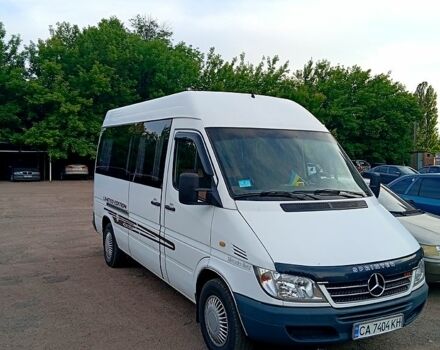 Білий Мерседес Sprinter, об'ємом двигуна 2.2 л та пробігом 300 тис. км за 10000 $, фото 1 на Automoto.ua