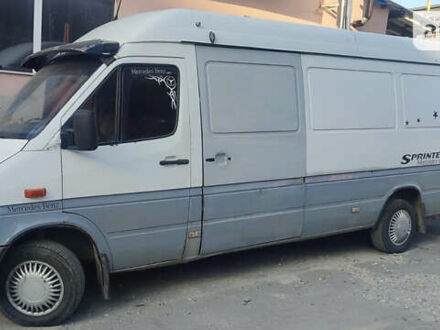 Білий Мерседес Sprinter, об'ємом двигуна 2.2 л та пробігом 528 тис. км за 5100 $, фото 1 на Automoto.ua