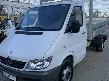 Белый Мерседес Sprinter, объемом двигателя 2.15 л и пробегом 340 тыс. км за 15500 $, фото 1 на Automoto.ua