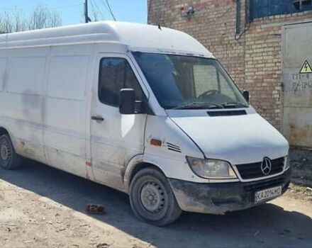 Білий Мерседес Sprinter, об'ємом двигуна 2.1 л та пробігом 500 тис. км за 5500 $, фото 1 на Automoto.ua