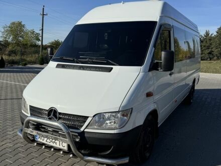 Білий Мерседес Sprinter, об'ємом двигуна 2.7 л та пробігом 420 тис. км за 8725 $, фото 1 на Automoto.ua
