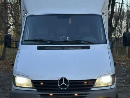 Белый Мерседес Sprinter, объемом двигателя 2.2 л и пробегом 440 тыс. км за 12700 $, фото 1 на Automoto.ua