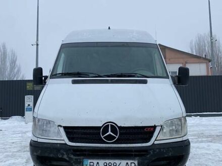 Белый Мерседес Sprinter, объемом двигателя 2.2 л и пробегом 850 тыс. км за 6000 $, фото 1 на Automoto.ua