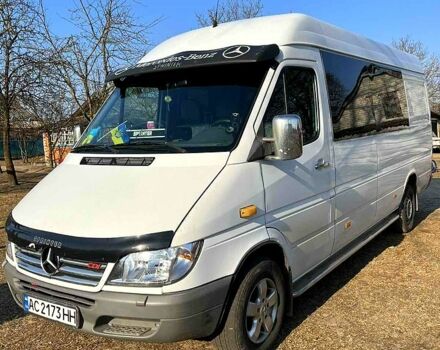 Білий Мерседес Sprinter, об'ємом двигуна 2.1 л та пробігом 600 тис. км за 9800 $, фото 1 на Automoto.ua
