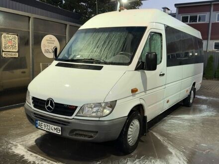 Білий Мерседес Sprinter, об'ємом двигуна 2.15 л та пробігом 100 тис. км за 12000 $, фото 1 на Automoto.ua