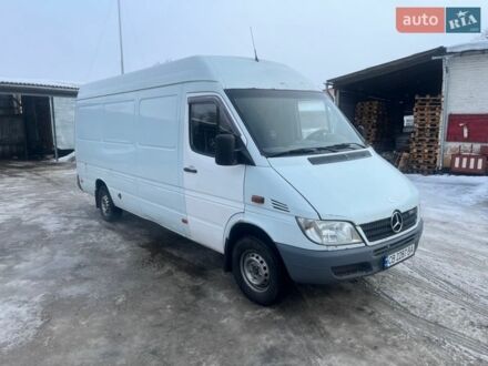 Белый Мерседес Sprinter, объемом двигателя 2.2 л и пробегом 700 тыс. км за 8000 $, фото 1 на Automoto.ua