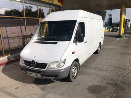 Белый Мерседес Sprinter, объемом двигателя 2.15 л и пробегом 353 тыс. км за 8300 $, фото 1 на Automoto.ua