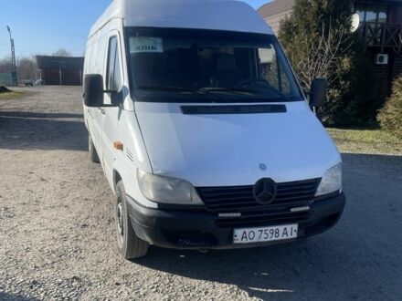 Білий Мерседес Sprinter, об'ємом двигуна 2.2 л та пробігом 500 тис. км за 4300 $, фото 1 на Automoto.ua