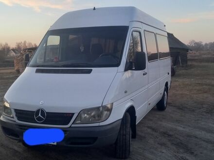 Белый Мерседес Sprinter, объемом двигателя 2 л и пробегом 570 тыс. км за 8700 $, фото 1 на Automoto.ua