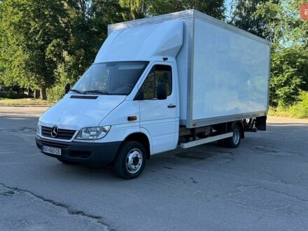 Белый Мерседес Sprinter, объемом двигателя 2.15 л и пробегом 422 тыс. км за 13900 $, фото 1 на Automoto.ua