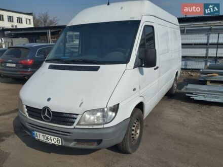 Белый Мерседес Sprinter, объемом двигателя 2.15 л и пробегом 295 тыс. км за 8500 $, фото 1 на Automoto.ua