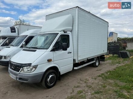 Белый Мерседес Sprinter, объемом двигателя 2.7 л и пробегом 750 тыс. км за 12900 $, фото 1 на Automoto.ua