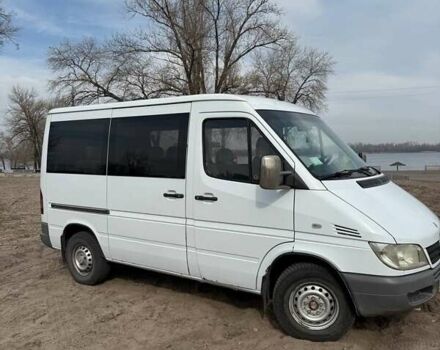 Белый Мерседес Sprinter, объемом двигателя 2.15 л и пробегом 303 тыс. км за 10200 $, фото 1 на Automoto.ua