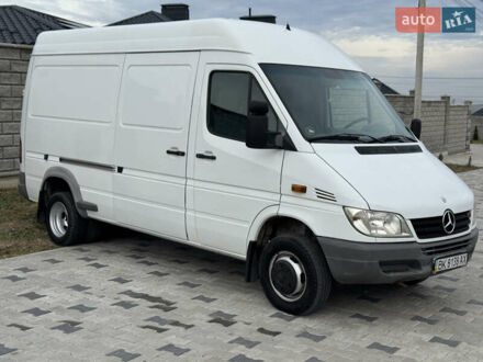 Білий Мерседес Sprinter, об'ємом двигуна 2.69 л та пробігом 427 тис. км за 15100 $, фото 1 на Automoto.ua