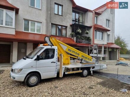 Білий Мерседес Sprinter, об'ємом двигуна 2.2 л та пробігом 90 тис. км за 35000 $, фото 1 на Automoto.ua