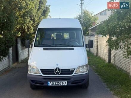 Мерседес Sprinter 2005 у Вінниці на Automoto.ua Білий Мерседес Sprinter, об'ємом двигуна 2.15 л та пробігом 534 тис. км за 10900 $, фото 1 на Automoto.ua