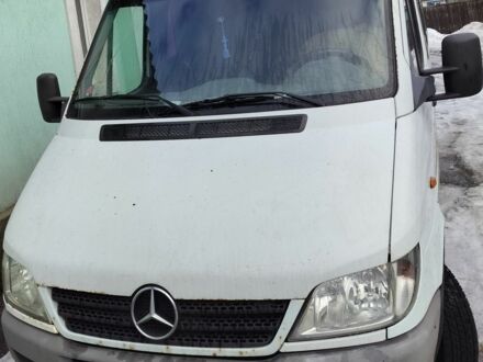 Белый Мерседес Sprinter, объемом двигателя 0 л и пробегом 630 тыс. км за 7400 $, фото 1 на Automoto.ua