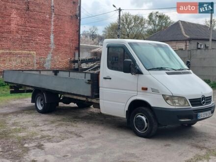 Белый Мерседес Sprinter, объемом двигателя 2.15 л и пробегом 620 тыс. км за 14000 $, фото 1 на Automoto.ua