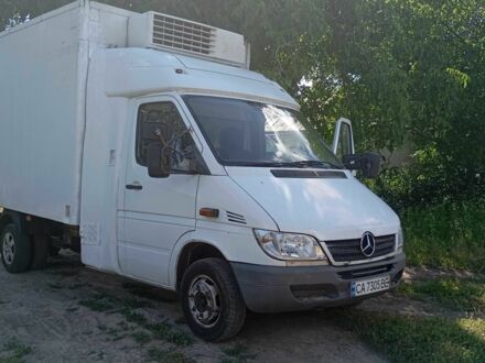 Белый Мерседес Sprinter, объемом двигателя 2.1 л и пробегом 520 тыс. км за 7191 $, фото 1 на Automoto.ua