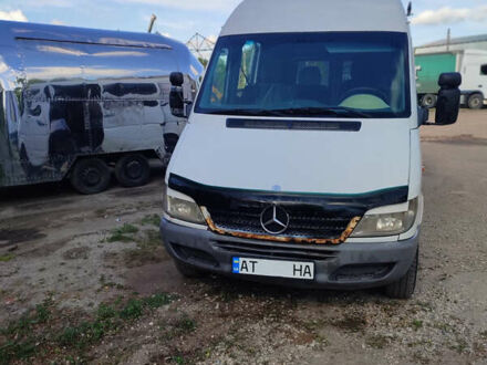 Білий Мерседес Sprinter, об'ємом двигуна 2.7 л та пробігом 491 тис. км за 7599 $, фото 1 на Automoto.ua