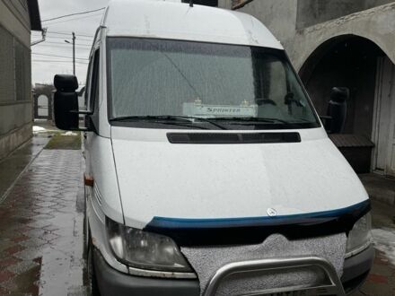 Білий Мерседес Sprinter, об'ємом двигуна 2.7 л та пробігом 800 тис. км за 6500 $, фото 1 на Automoto.ua