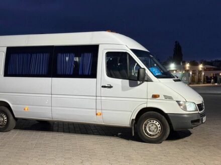 Білий Мерседес Sprinter, об'ємом двигуна 2.2 л та пробігом 670 тис. км за 9500 $, фото 1 на Automoto.ua