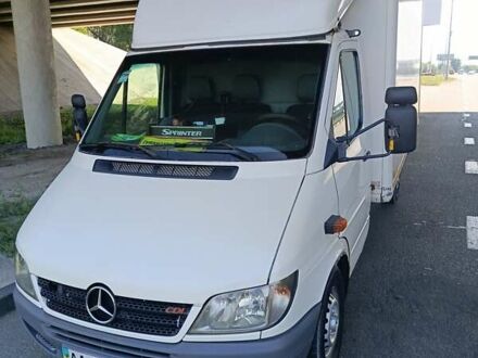 Білий Мерседес Sprinter, об'ємом двигуна 2.7 л та пробігом 774 тис. км за 9999 $, фото 1 на Automoto.ua