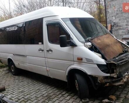 Білий Мерседес Sprinter, об'ємом двигуна 2.15 л та пробігом 100 тис. км за 3800 $, фото 1 на Automoto.ua