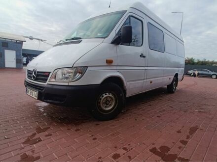 Белый Мерседес Sprinter, объемом двигателя 2.7 л и пробегом 640 тыс. км за 9000 $, фото 1 на Automoto.ua
