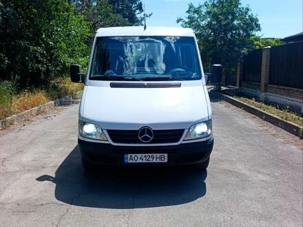 Белый Мерседес Sprinter, объемом двигателя 2.15 л и пробегом 563 тыс. км за 6999 $, фото 1 на Automoto.ua