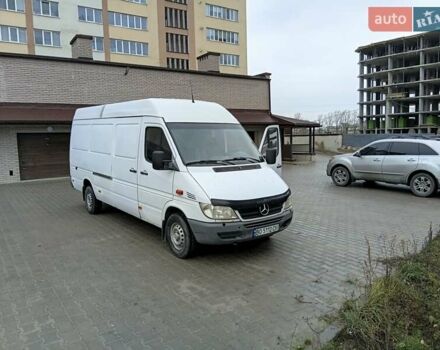 Белый Мерседес Sprinter, объемом двигателя 2.15 л и пробегом 350 тыс. км за 8500 $, фото 1 на Automoto.ua