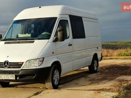 Белый Мерседес Sprinter, объемом двигателя 2.69 л и пробегом 75 тыс. км за 6900 $, фото 1 на Automoto.ua
