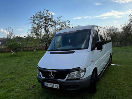 Мерседес Sprinter 2005 у Березне на Automoto.ua Білий Мерседес Sprinter, об'ємом двигуна 2.15 л та пробігом 700 тис. км за 7499 $, фото 1 на Automoto.ua