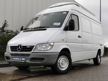 Білий Мерседес Sprinter, об'ємом двигуна 0 л та пробігом 100 тис. км за 11000 $, фото 1 на Automoto.ua