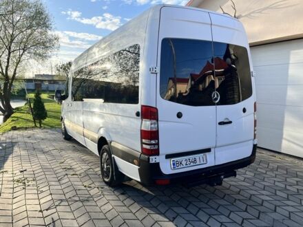 Белый Мерседес Sprinter, объемом двигателя 2.1 л и пробегом 444 тыс. км за 10999 $, фото 1 на Automoto.ua