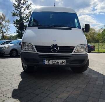 Белый Мерседес Sprinter, объемом двигателя 2.2 л и пробегом 122 тыс. км за 16000 $, фото 5 на Automoto.ua