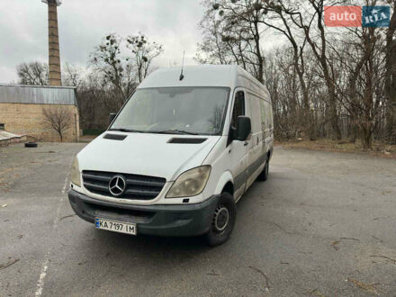 Мерседес Sprinter 2006 в Киеве на Automoto.ua Белый Мерседес Sprinter, объемом двигателя 2.15 л и пробегом 615 тыс. км за 7200 $, фото 1 на Automoto.ua