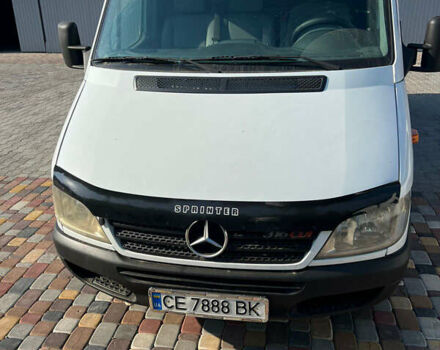 Белый Мерседес Sprinter, объемом двигателя 2.7 л и пробегом 400 тыс. км за 10777 $, фото 1 на Automoto.ua
