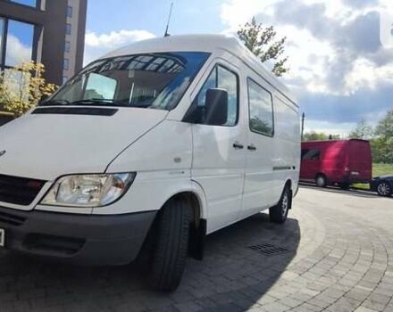 Белый Мерседес Sprinter, объемом двигателя 2.2 л и пробегом 122 тыс. км за 16000 $, фото 6 на Automoto.ua