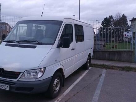 Мерседес Sprinter 2006 у Мукачеве на Automoto.ua Білий Мерседес Sprinter, об'ємом двигуна 2.15 л та пробігом 493 тис. км за 6700 $, фото 1 на Automoto.ua