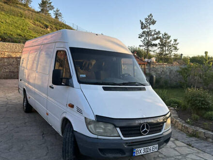 Білий Мерседес Sprinter, об'ємом двигуна 2.15 л та пробігом 250 тис. км за 8500 $, фото 1 на Automoto.ua