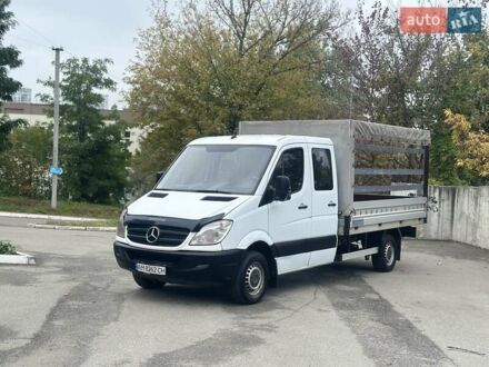 Белый Мерседес Sprinter, объемом двигателя 2.2 л и пробегом 395 тыс. км за 11800 $, фото 1 на Automoto.ua