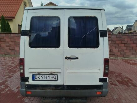 Білий Мерседес Sprinter, об'ємом двигуна 2.15 л та пробігом 90 тис. км за 5700 $, фото 1 на Automoto.ua