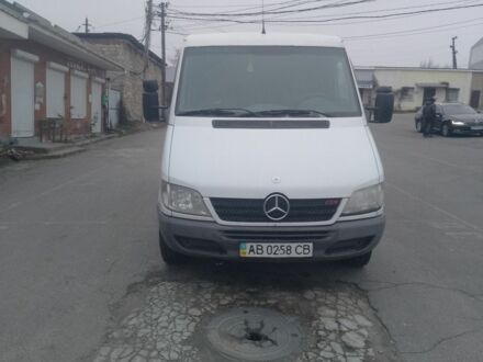 Білий Мерседес Sprinter, об'ємом двигуна 2.1 л та пробігом 250 тис. км за 9000 $, фото 1 на Automoto.ua