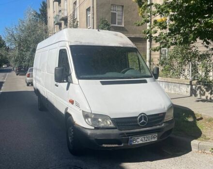 Білий Мерседес Sprinter, об'ємом двигуна 2.1 л та пробігом 301 тис. км за 5200 $, фото 1 на Automoto.ua