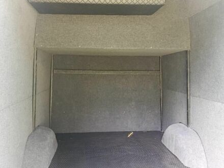 Белый Мерседес Sprinter, объемом двигателя 2.99 л и пробегом 330 тыс. км за 15000 $, фото 1 на Automoto.ua
