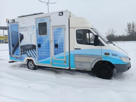 Белый Мерседес Sprinter, объемом двигателя 0 л и пробегом 375 тыс. км за 5000 $, фото 1 на Automoto.ua