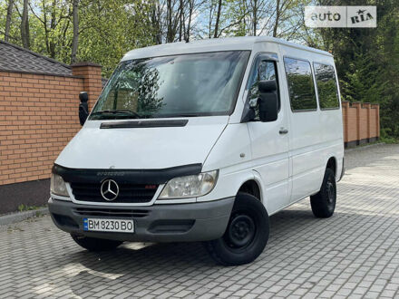 Белый Мерседес Sprinter, объемом двигателя 2.15 л и пробегом 500 тыс. км за 5500 $, фото 1 на Automoto.ua