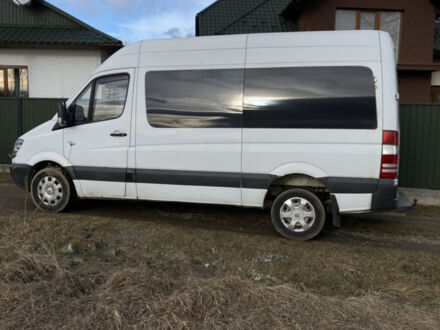 Белый Мерседес Sprinter, объемом двигателя 0 л и пробегом 666 тыс. км за 10100 $, фото 1 на Automoto.ua